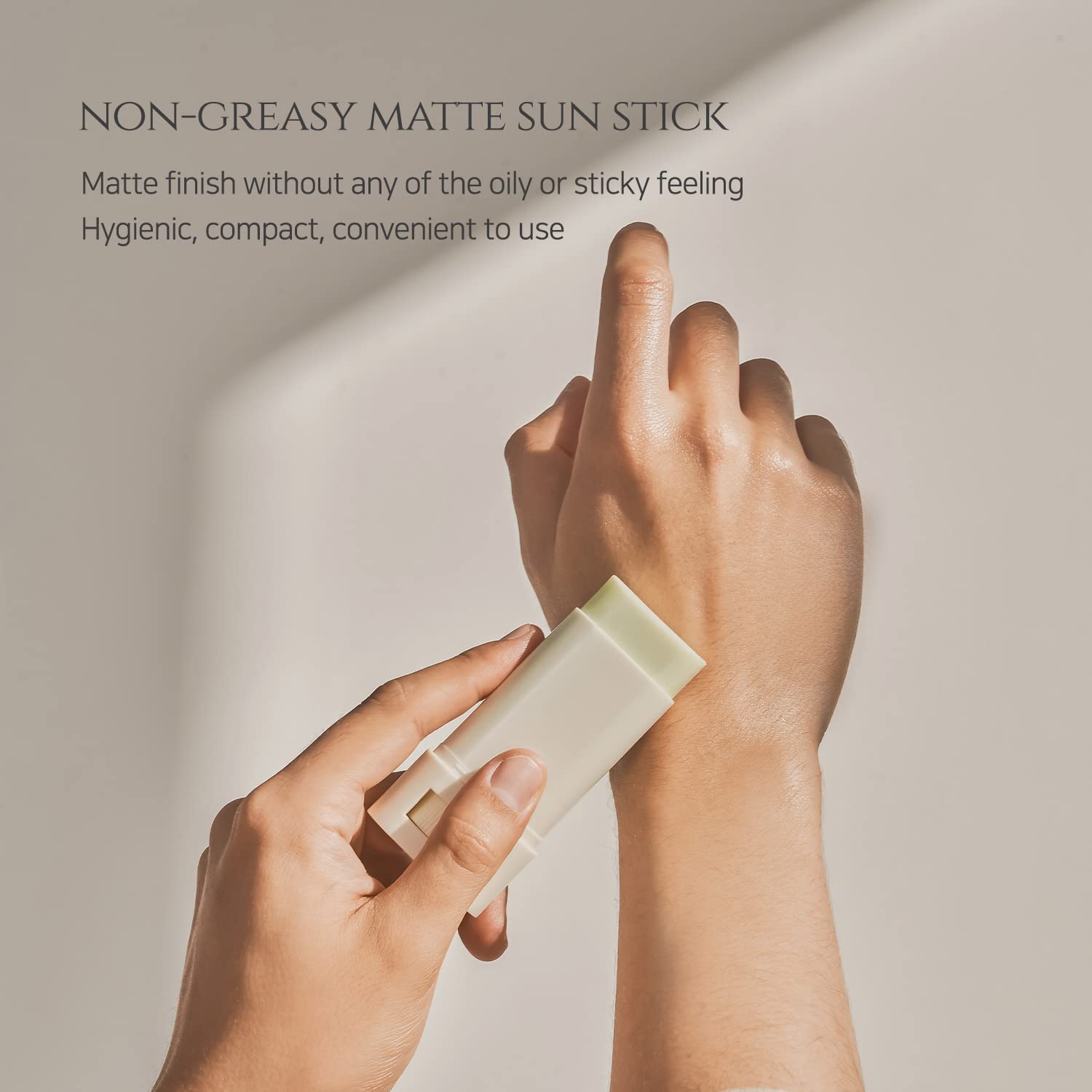  BEAUTY OF JOSEON- MATTE SUN STICK: MUGWORT + CAMELIA (18g, 0.63fl.oz)